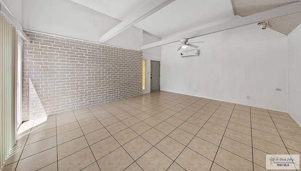 1 bed, 1.0 bath, 500 sqft, $950 — Photo 4