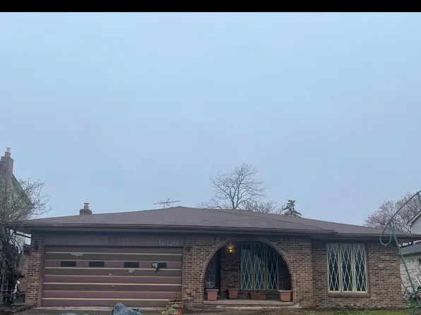 16129 Cambell Dr, Macomb, MI 48044