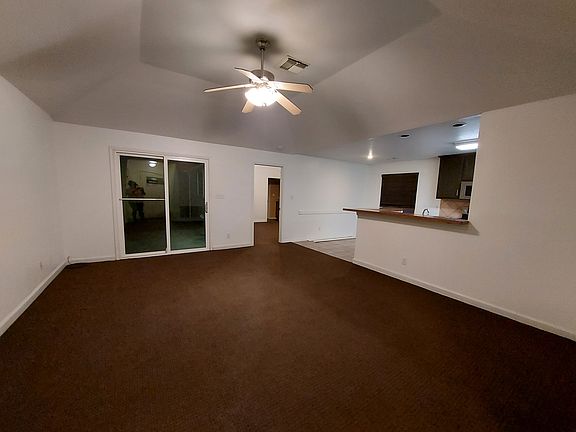 2nd image of 628 Dogwood Ln