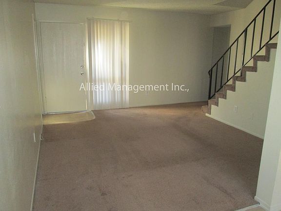 3rd image of 1613 E Fairfield Ct