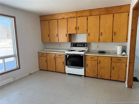 5th image of 601 Halcomb Rd