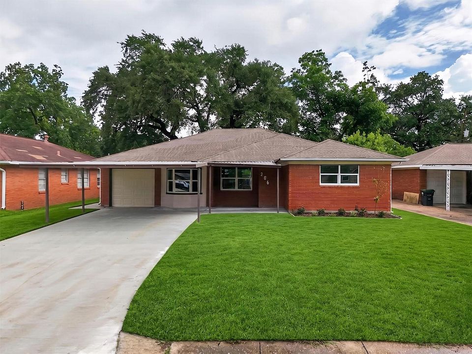 1st image of 206 Mockingbird Ln
