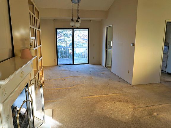 5th image of 1912 Mahan Ave