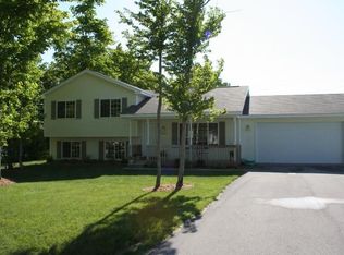 2204 Woodcock Ln, Traverse City, MI 49684