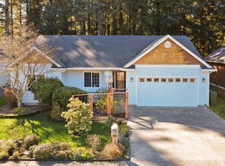 1176 Nautical Dr, Hammond, OR