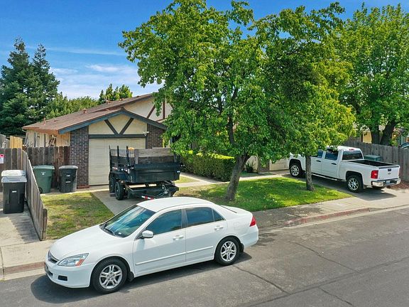 4th image of 31 Black Pine Way
