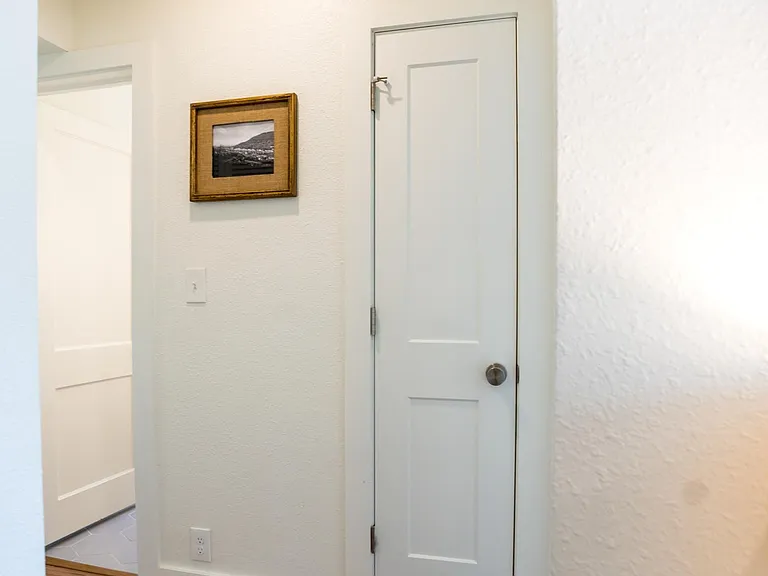 2160 Riverside Ave #6 — Photo 18