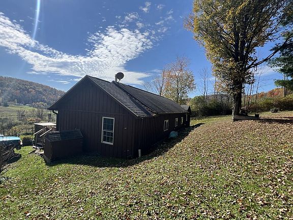 4th image of 1029 Jemison Rd