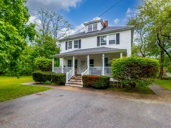 19 Cinroc Circle #A, B, C, Teaticket, MA 02536