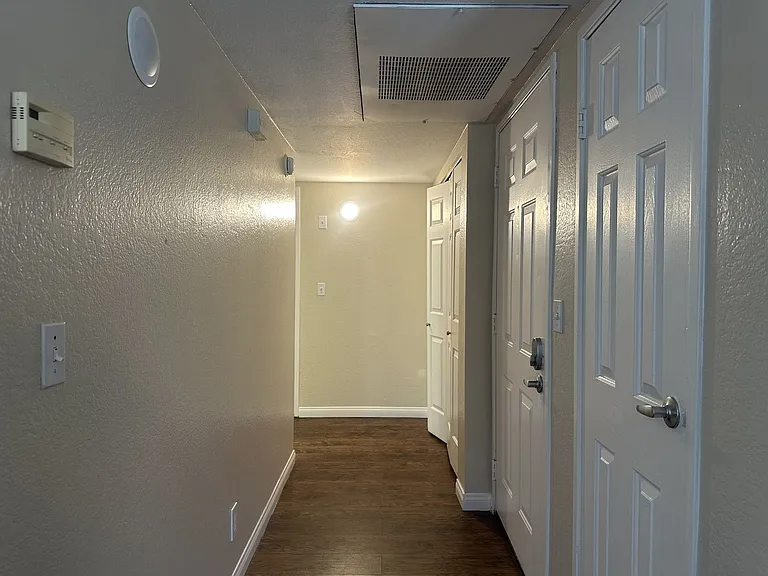 Corona Pointe Resort — Photo 124