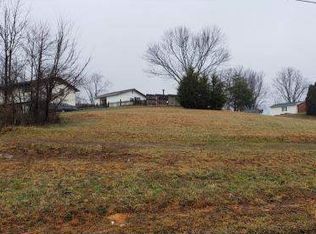 1798 Brook Hollow Rd, Johnson City, TN 37604