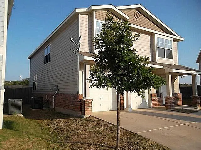 2900 Pima Ln — Photo 2
