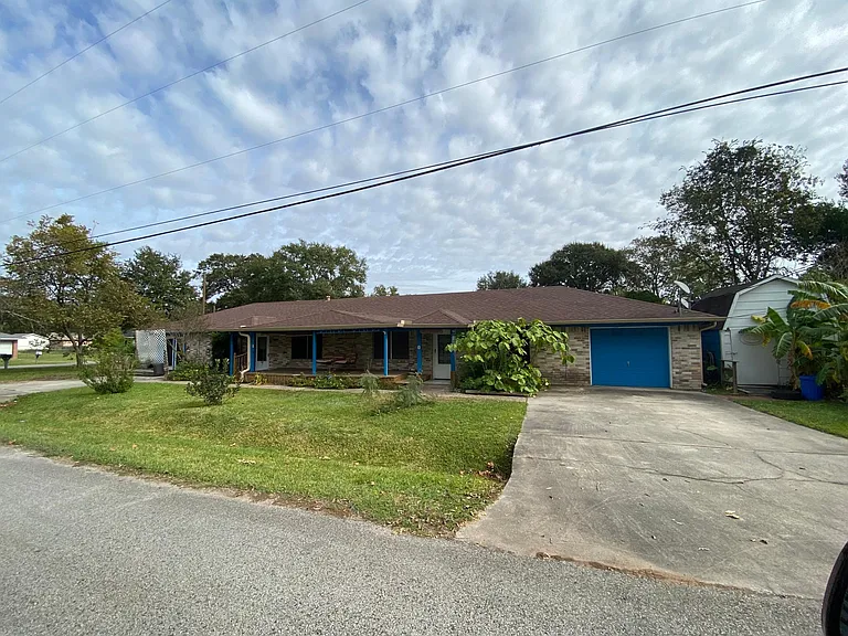 403 Texas St — Photo 1