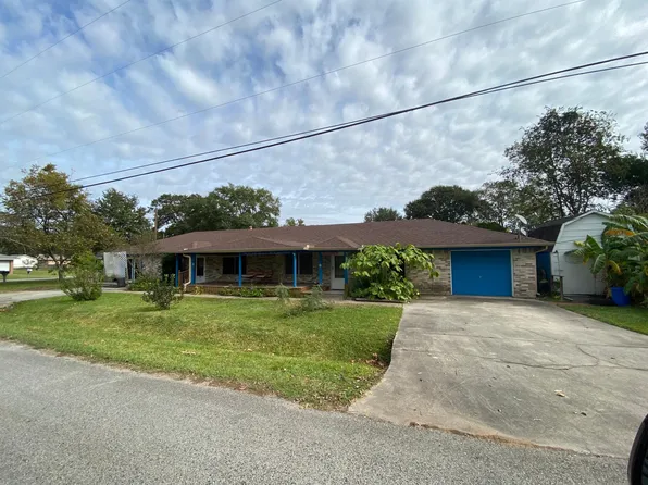 403 Texas St, Tomball, TX 77375