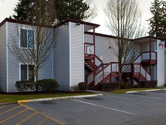 5th image of 18201 52nd Ave W