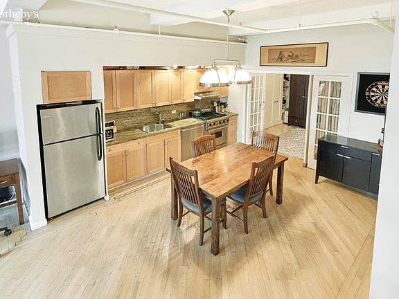 4th image of 14 E 4th St Rm 1120