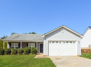 20 Carver Dr, Covington, GA 30014