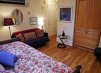 Rented by Verdi Square Realty