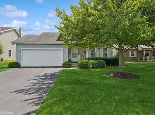 508 Indian Ridge Trl, Wauconda, IL 60084