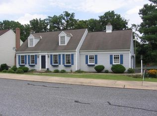 3 Blackberry Ln, Ephrata, PA 17522