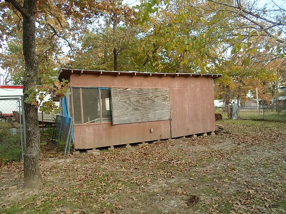 Storage shed