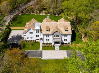 105 Parsonage Rd, Greenwich, CT 06830