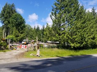 6229 Mason Rd, Sechelt, BC V7Z 0N4