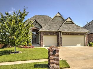 4104 W Twin Oaks St, Broken Arrow, OK 74011