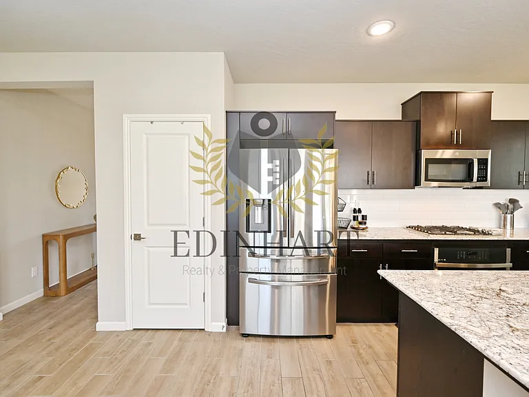 502 S Traverse Dr — Photo 10