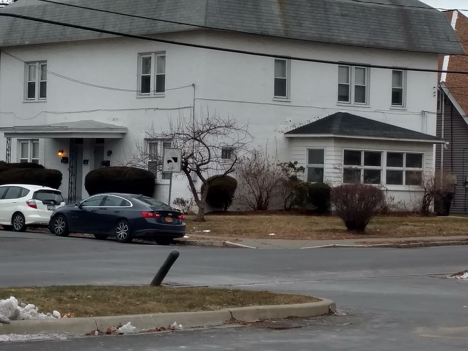 1st image of 2 Conway Court # Fl 2nd