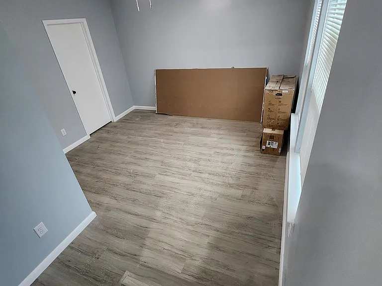 1807 E Young St — Photo 12