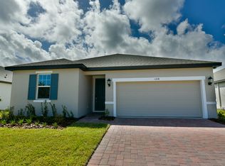 1204 Pampus Dr, Daytona Beach, FL 32124