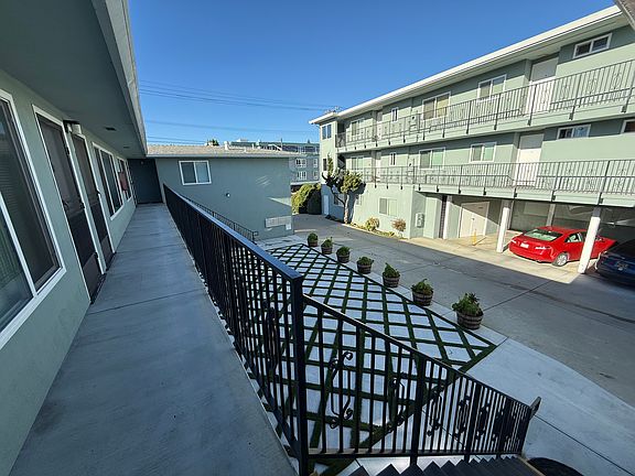 4th image of 520 N San Mateo Dr #8