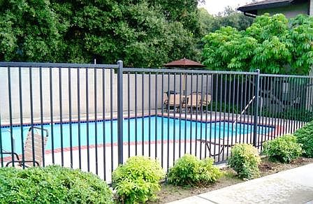 3rd image of 800 E Route 66 APT 9