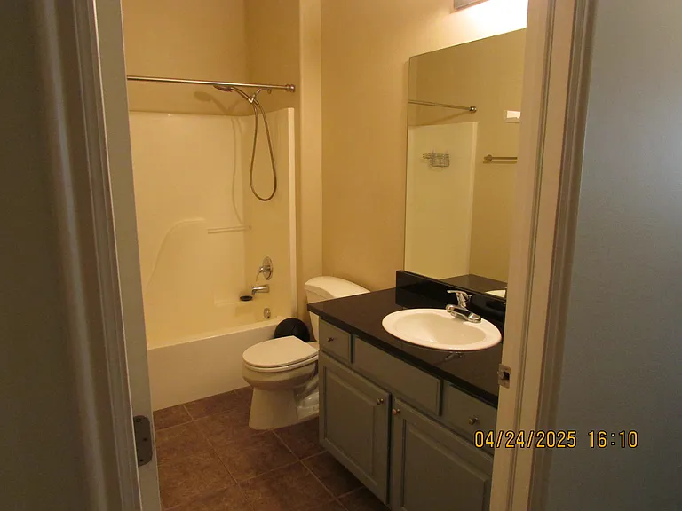 Bathroom No2