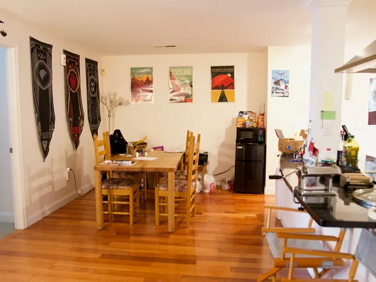 841 Parker St #101 — Photo 2