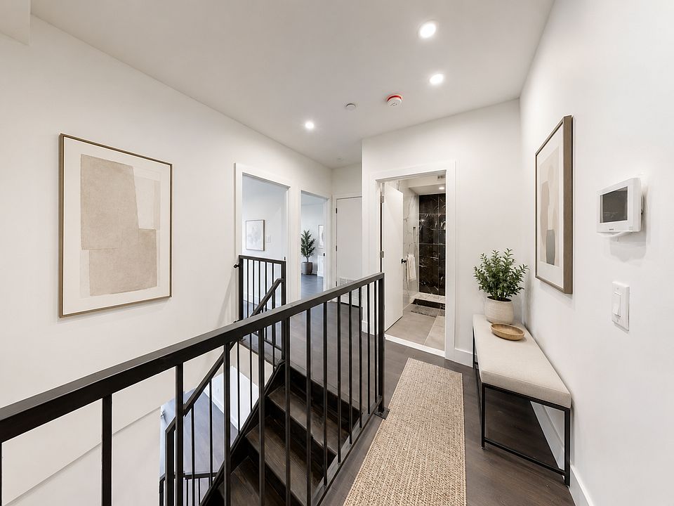 1st image of 239 E 28th St #3L