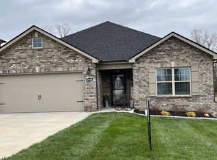 1088 Barnhill Rd, Clarksville, TN 37043