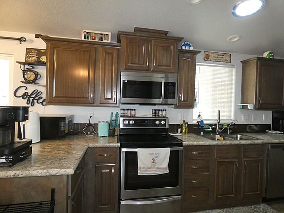 3rd image of 1110 N Henness Rd Lot 1239