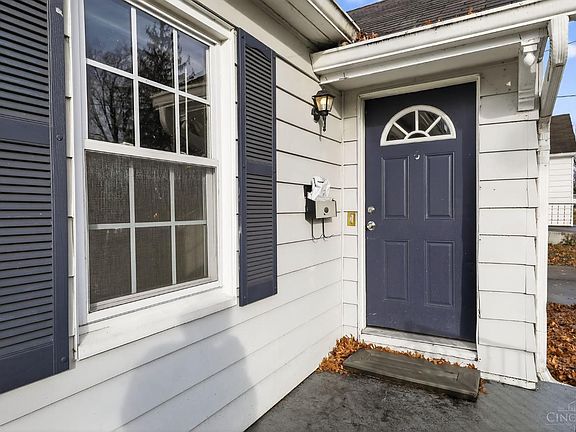 4th image of 6837 Warder Dr