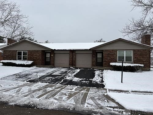2nd image of 1405 Minstrel Dr #1405