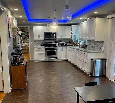 2nd image of 7709 Lexington Dr