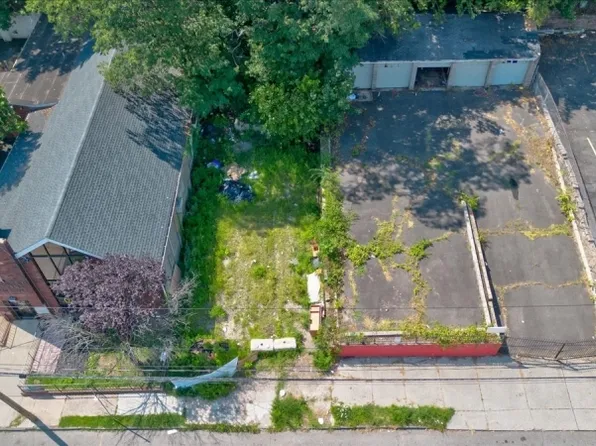 117 Camden St, Newark City, NJ 07103