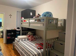 30-34 42nd St #1R, Astoria, NY 11103