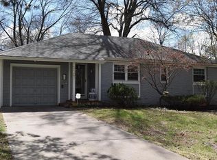 3107 W 72nd Ter, Prairie Village, KS 66208
