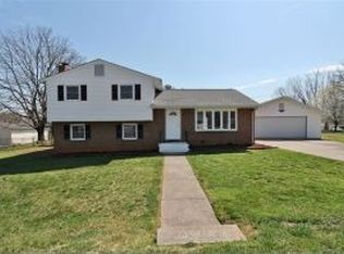 3162 Shorthorn Dr, Roanoke, VA 24018