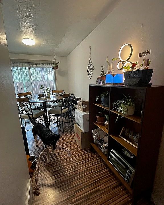 2nd image of 4818 E Hinsdale Pl