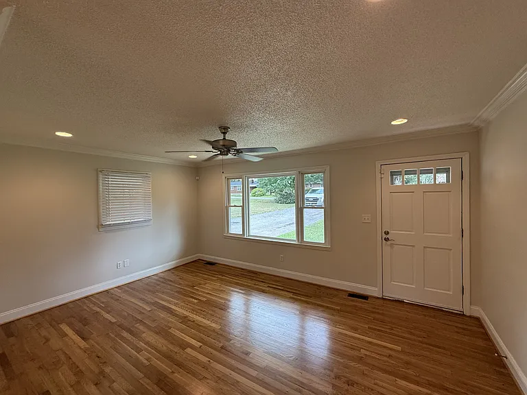 216 Fain Dr — Photo 70