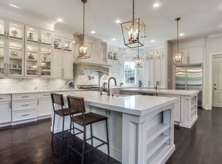 18716 Wainsborough Ln, Dallas, TX 75287