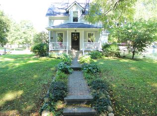 102 Russell St, Saline, MI 48176